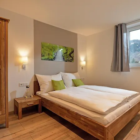 Beate * Brixen im Thale