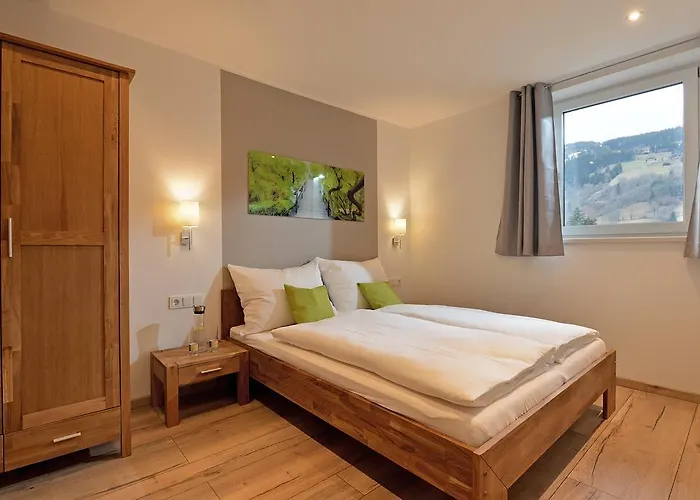 Beate * Brixen im Thale